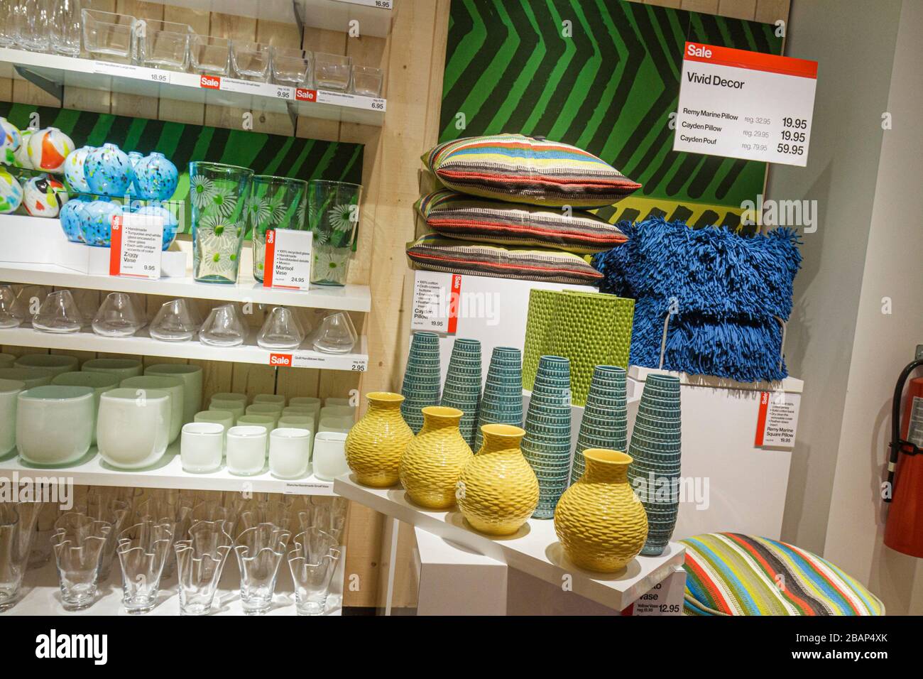 Crate & Barrel Cayden Pouf クッション 楽天市場】プフ（クッション