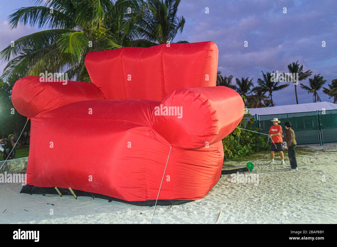 Giant Chair High Resolution Stock Photography and Images Alamy