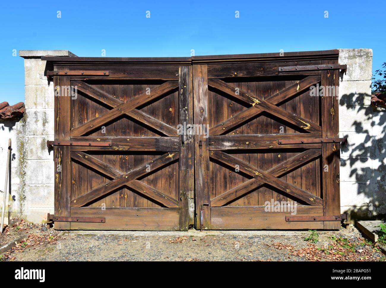 Old rustic wooden gate hires stock photography and images Alamy