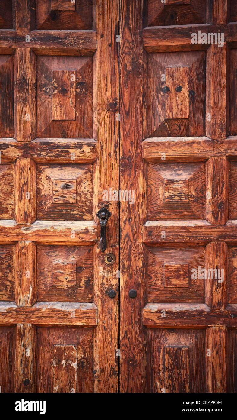 Door closed wallpaper hi-res stock photography and images - Alamy