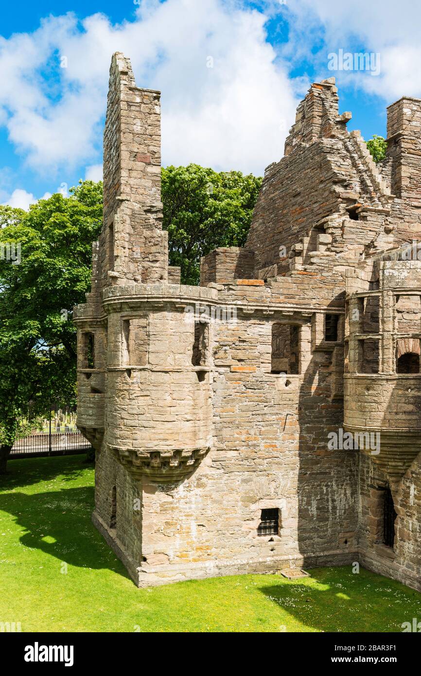 The Earl's Palace is a historic ruined palace near St Magnus's Cathedral, in Kirkwallk, Orkney, Scotland. Stock Photo