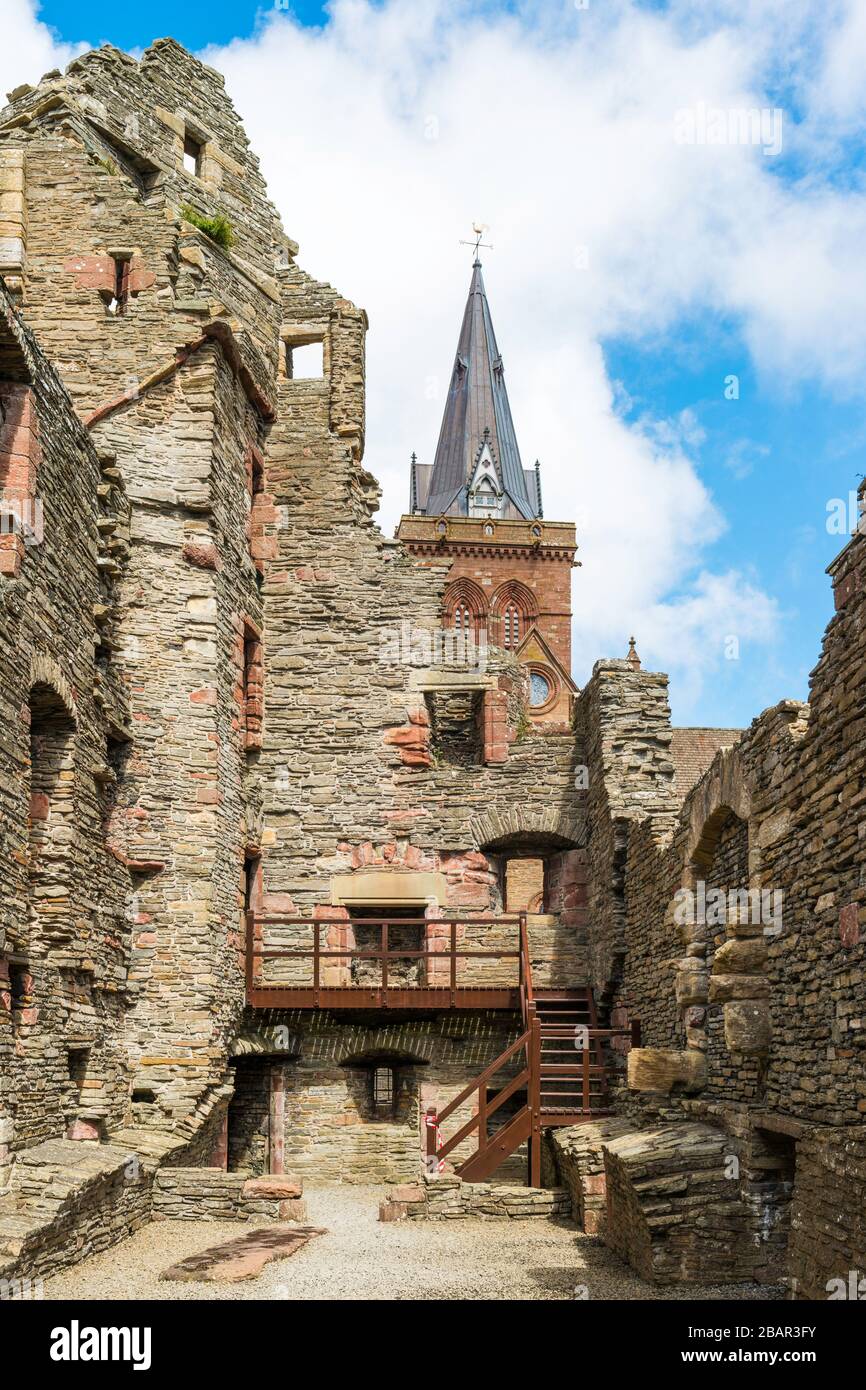 The Bishop's Palace is a ruined 12th century palace opposite St Magnus's Cathedral in central Kirkwall, Orkney, Scotland. Stock Photo