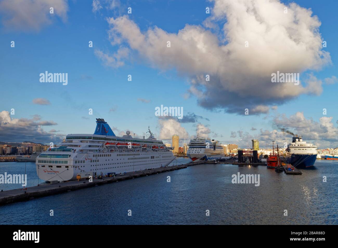 Catalina Island Ferry High Resolution Stock Photography And Images Alamy