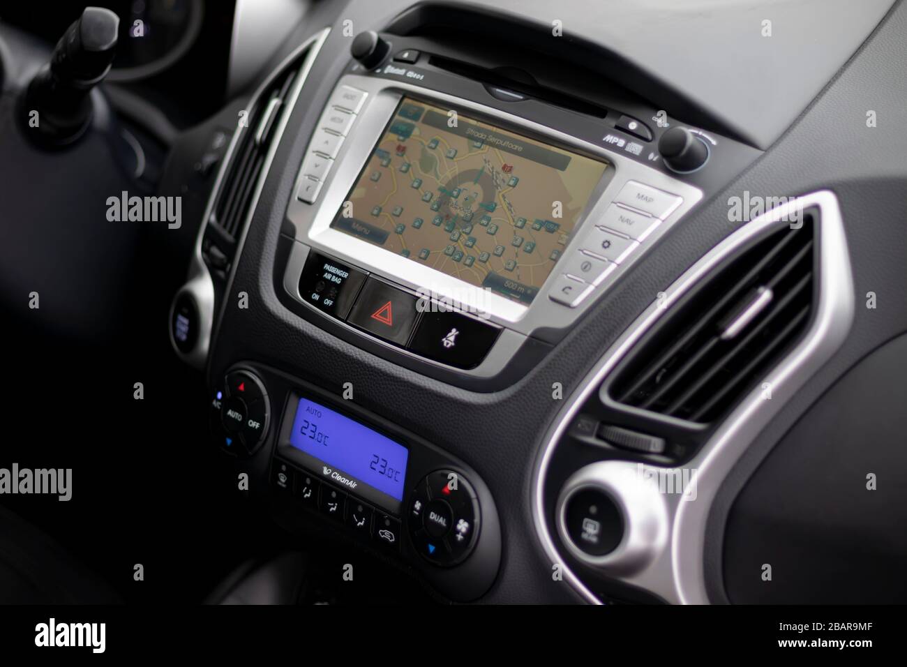 Nav Screen Gps unit on dashboard car hi-res stock photography and images - Alamy