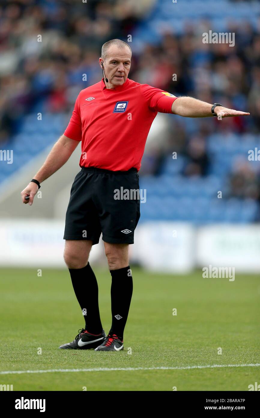 Referee Graham Salisbury Stock Photo Alamy