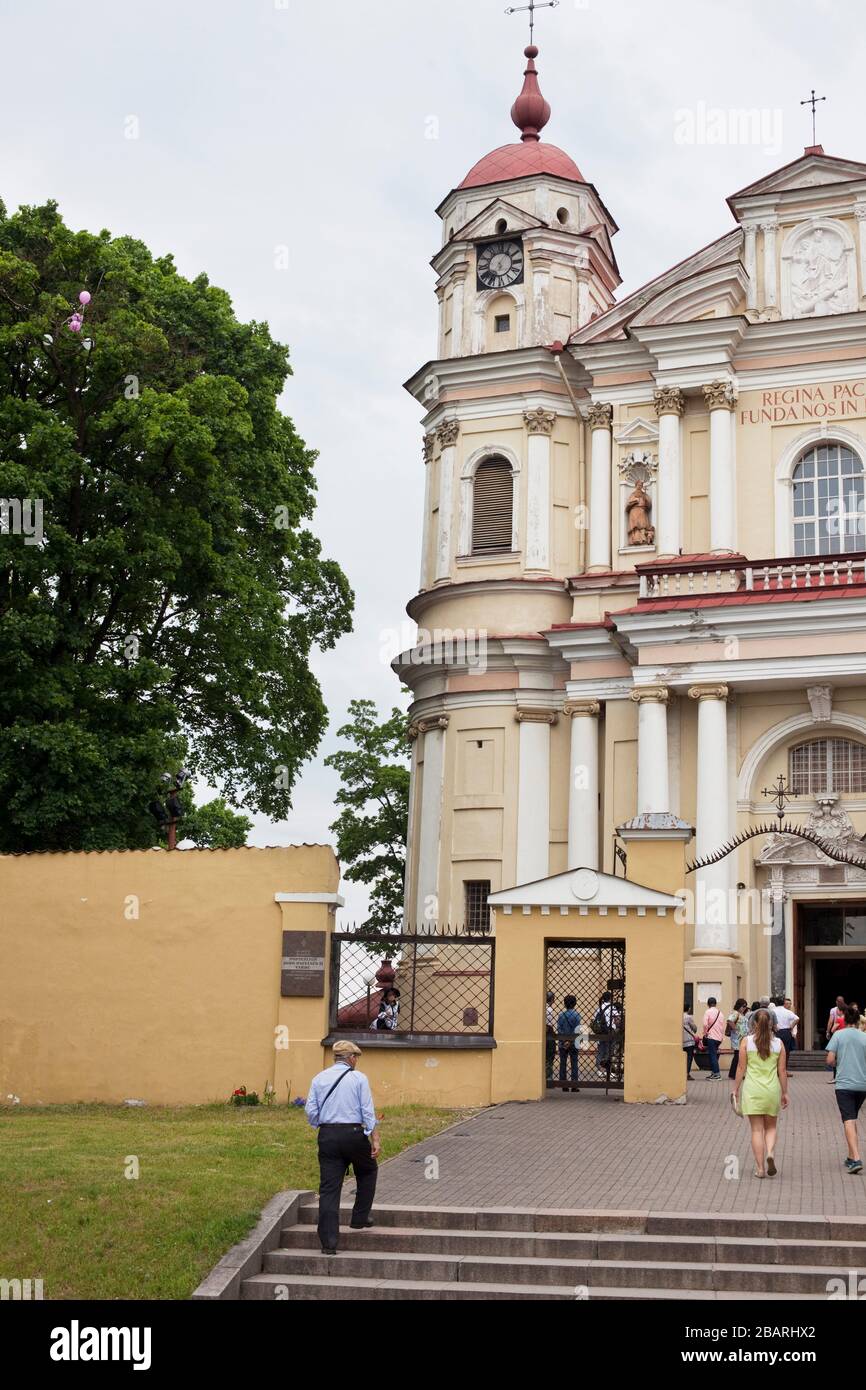 Iglesia de san pedro y san pedro hi-res stock photography and images ...