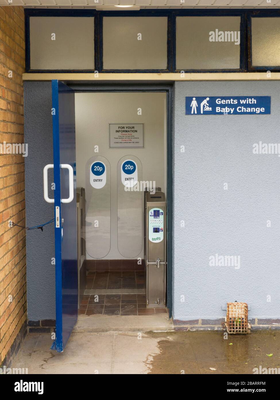 Pay for toilets hires stock photography and images Alamy