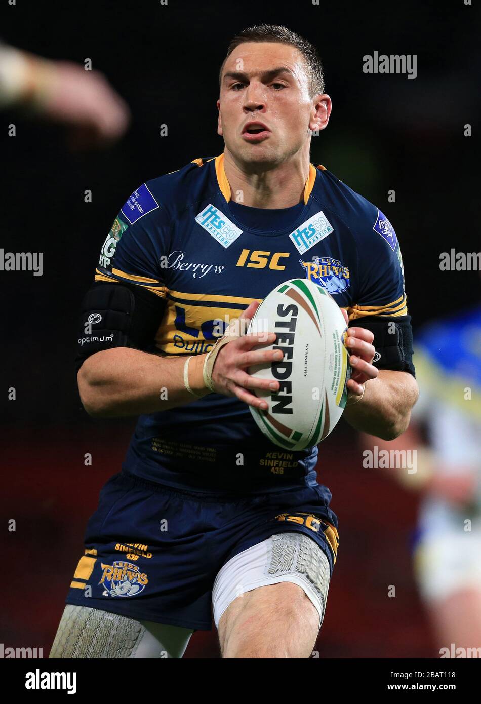 leeds-rhinos-kevin-sinfield-stock-photo-alamy