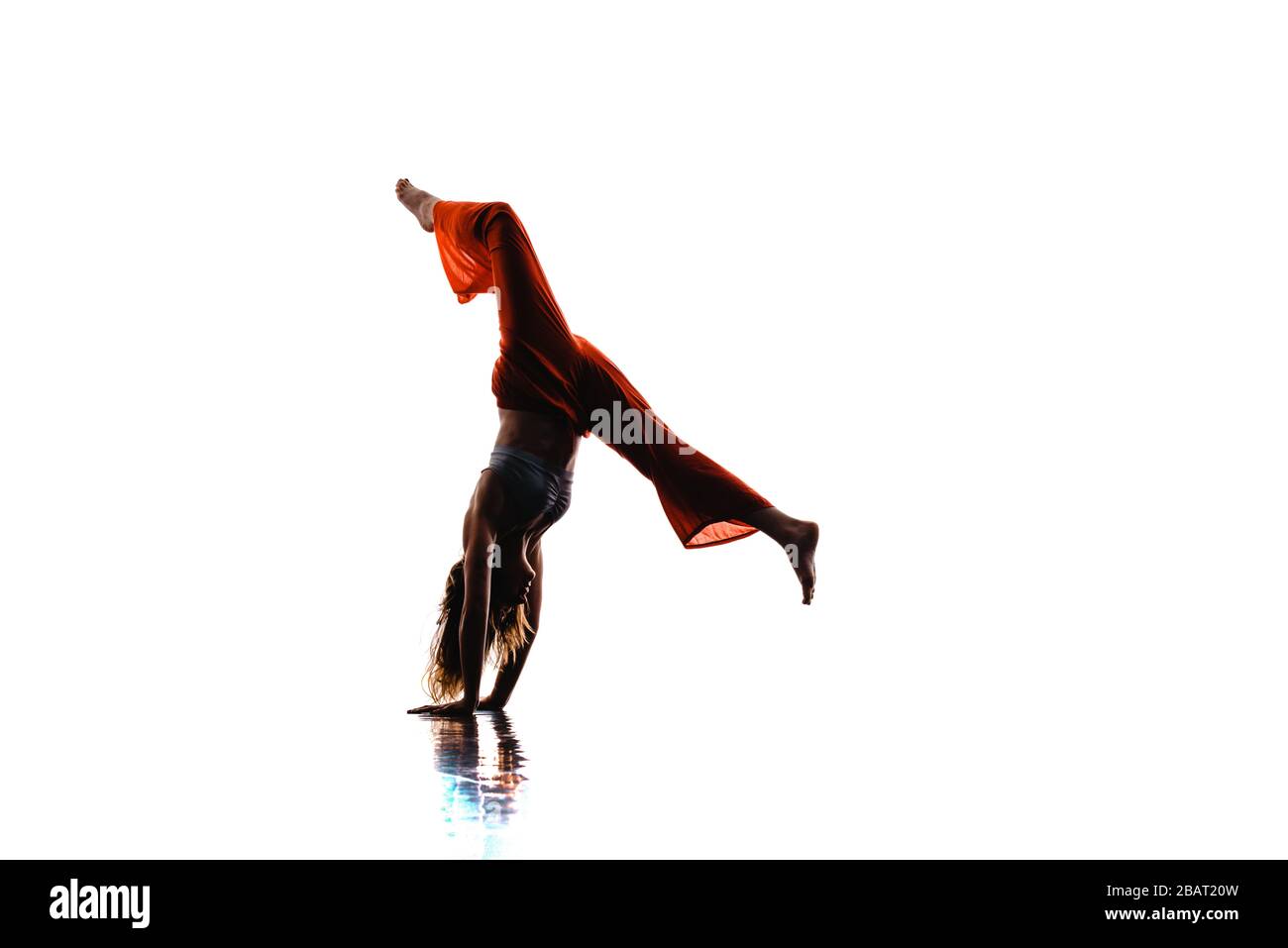 Flexing Dance Move Dance moves performed by an acrobatic flexible female dancer Stock ...