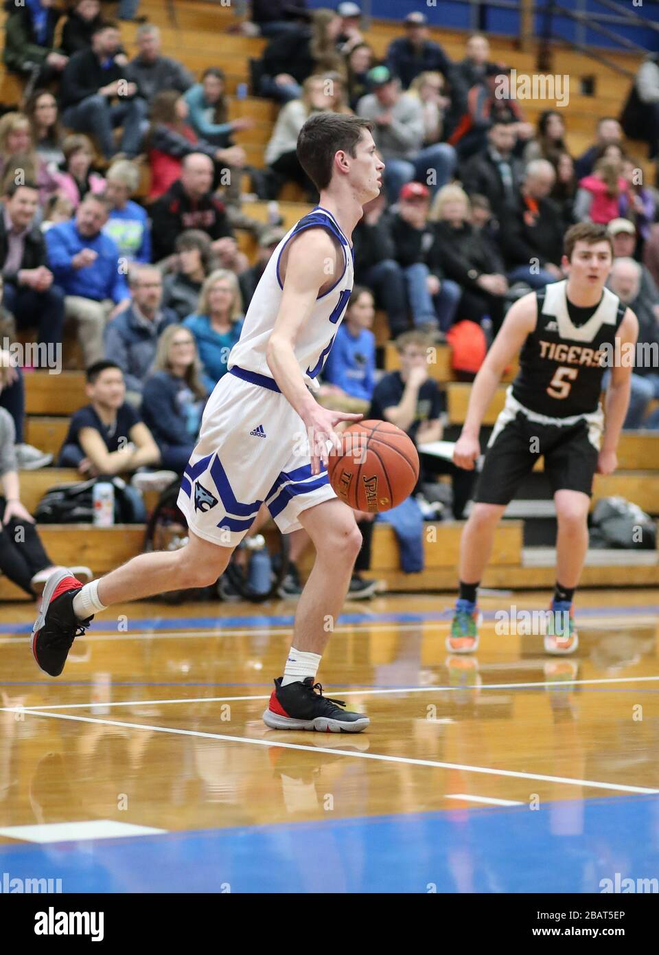 Basketball action with Odessa vs Valley Christian HIgh School in