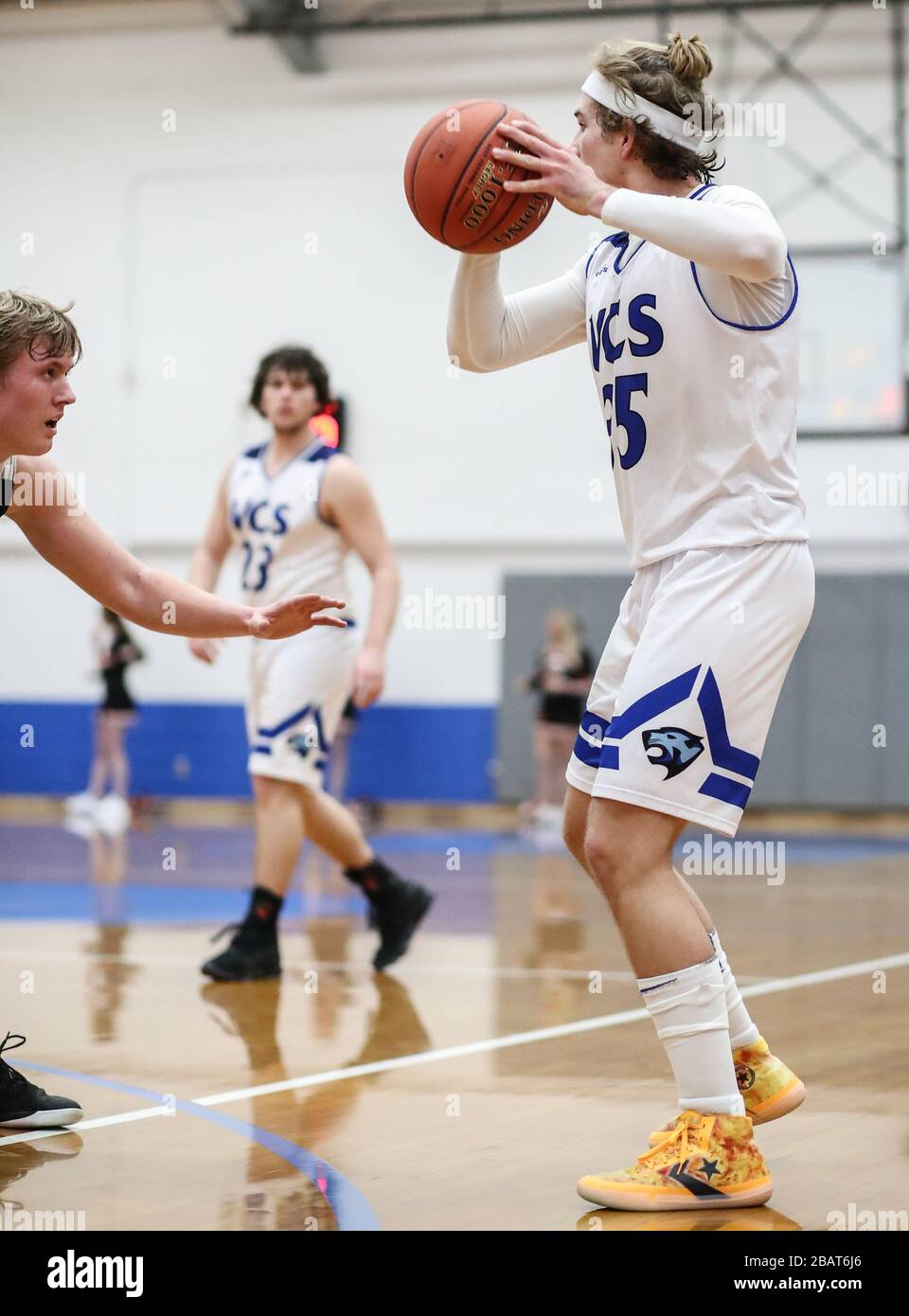 Basketball action with Odessa vs Valley Christian HIgh School in