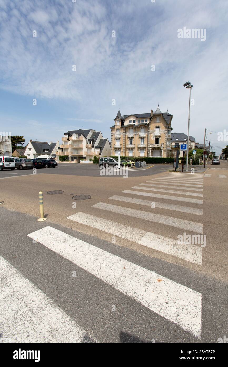 Le Croisic, France. Picturesque view of a pedestrian crossing at Le Croisic’s Plage du port Lin. Stock Photo