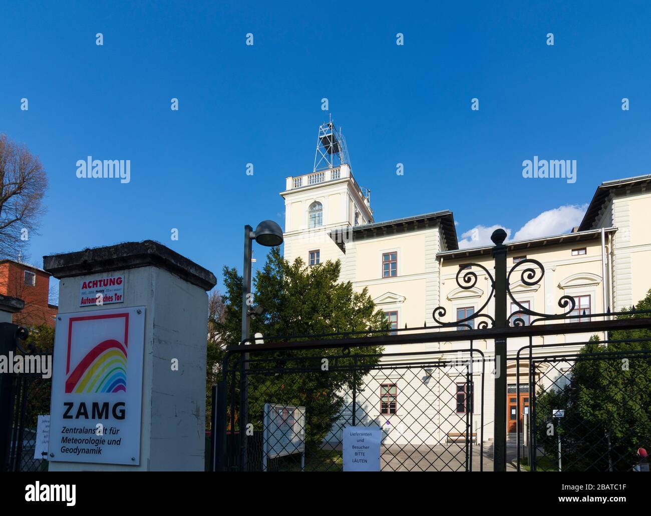 Wien, Vienna: ZAMG entralanstalt für Meteorologie und Geodynamik (Central Institution for Meteorology and Geodynamics), in 19. Döbling, Wien, Austria Stock Photo