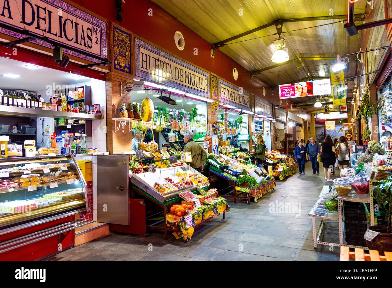 Triana market seville hi-res stock photography and images - Alamy