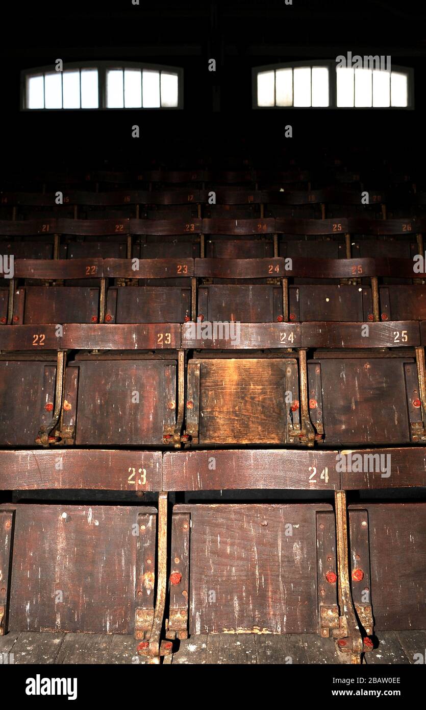 Wooden seats at craven cottage hi-res stock photography and images - Alamy