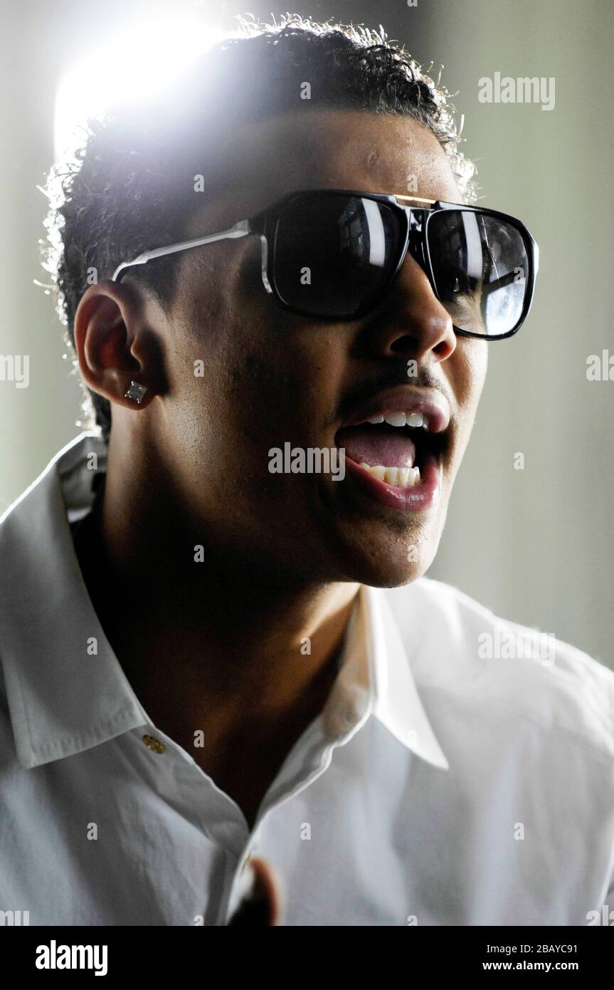 Music video celebrity hi-res stock photography and images - Alamy