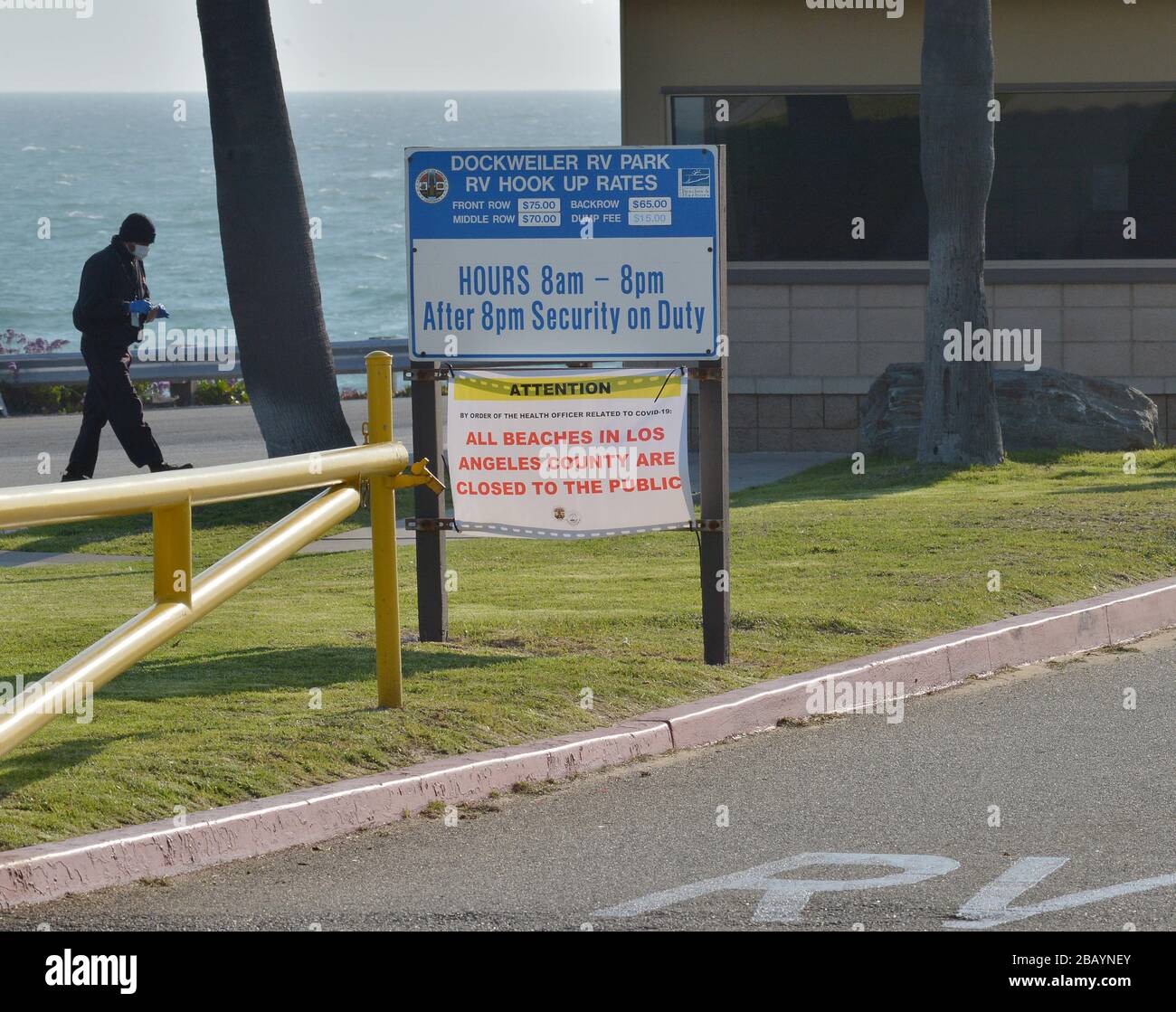 Page 2 Dockweiler State Beach High Resolution Stock Photography And Images Alamy