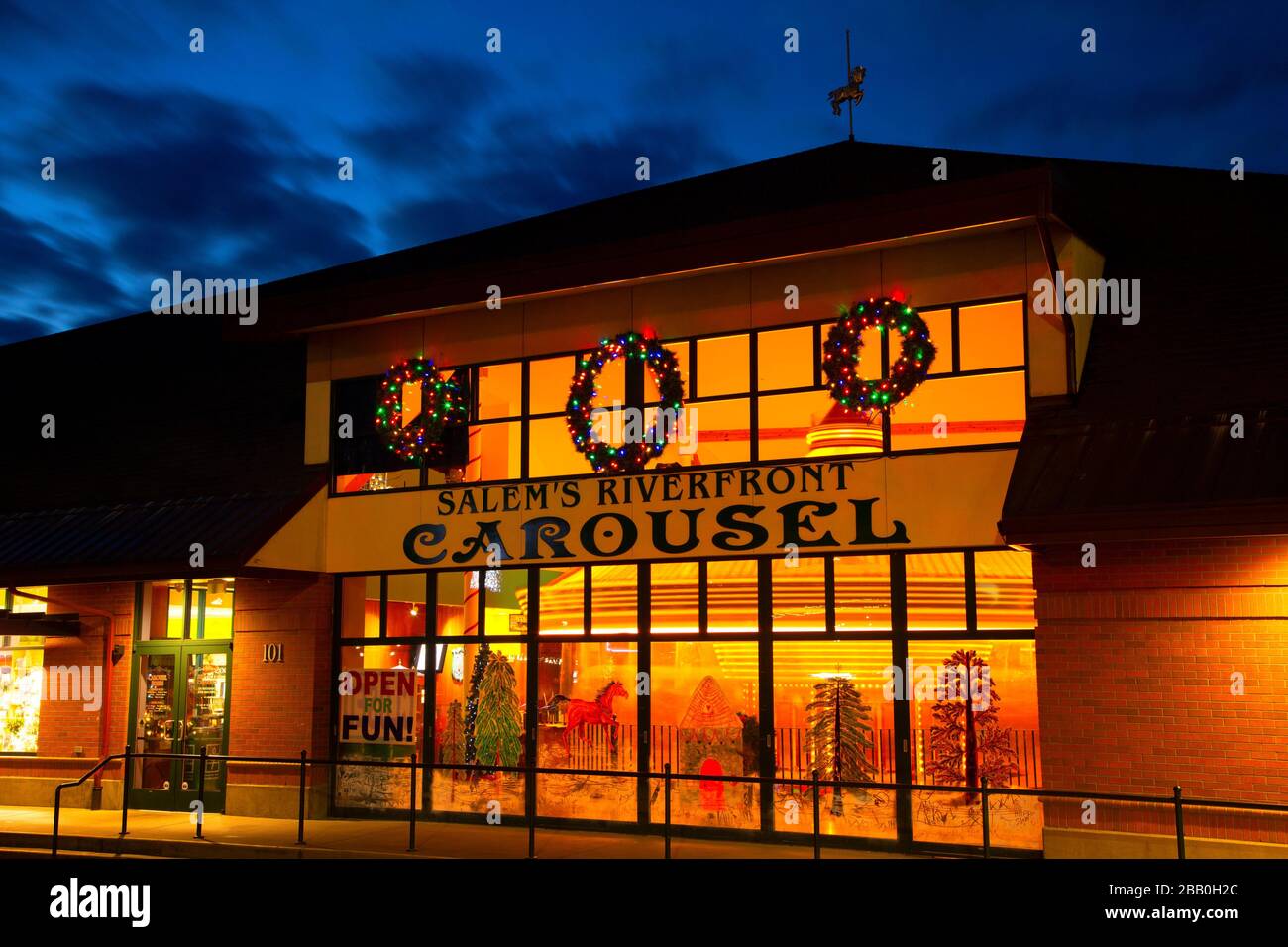 Riverfront Carousel, Riverfront Park, Salem, Oregon Stock Photo - Alamy