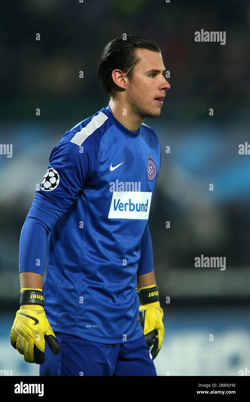 Austria Vienna goalkeeper Heinz Lindner Stock Photo - Alamy