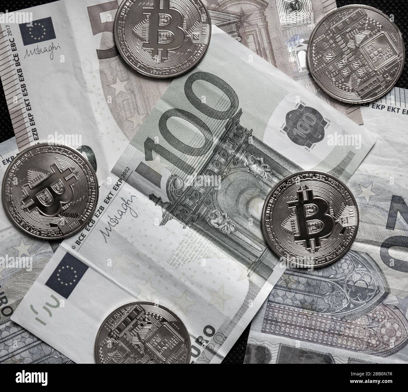 Anonymous computer real hi-res stock photography and images - Alamy