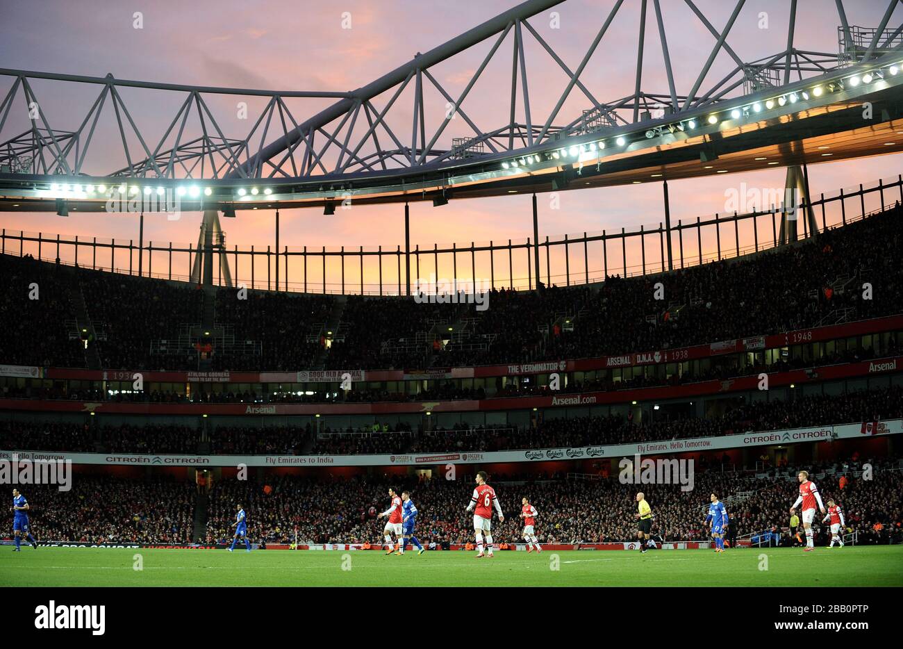 Emirates stadium as sun sets hi-res stock photography and images - Alamy