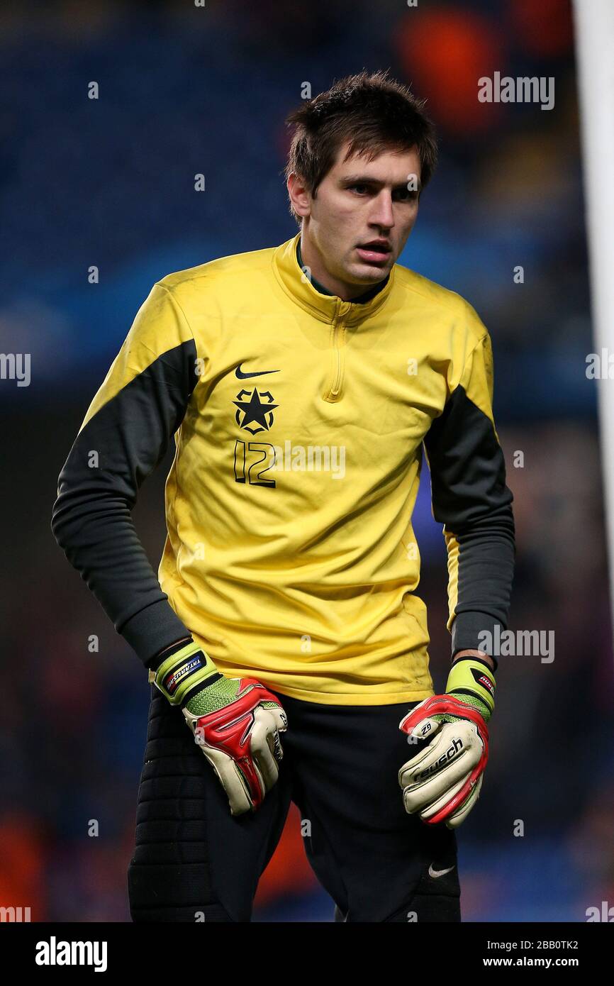 Steaua bucuresti goalkeeper hi-res stock photography and images