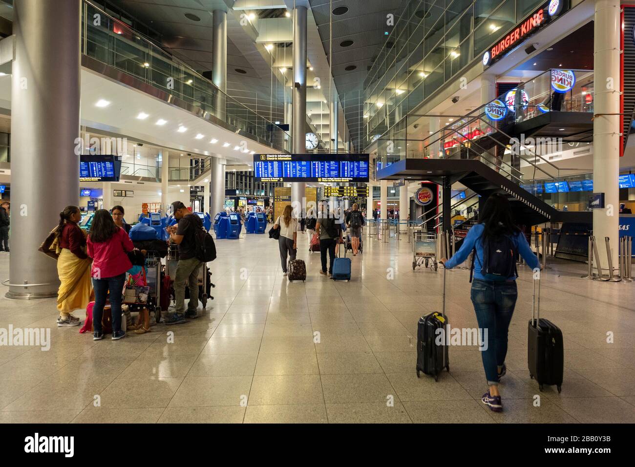 luggage storage copenhagen airport