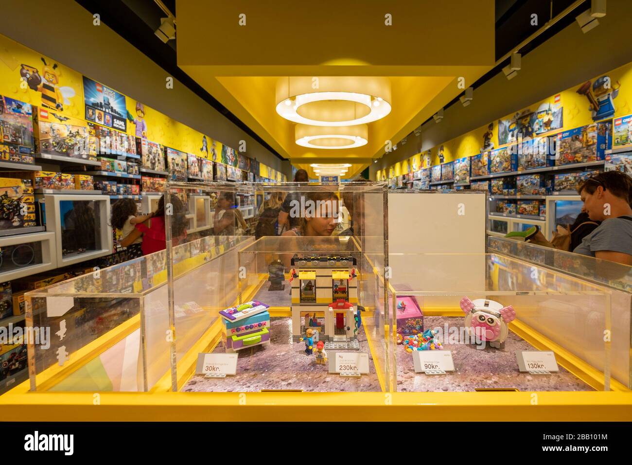 uvidenhed korrekt Alligevel Lego store in Copenhagen, Denmark, Europe Stock Photo - Alamy