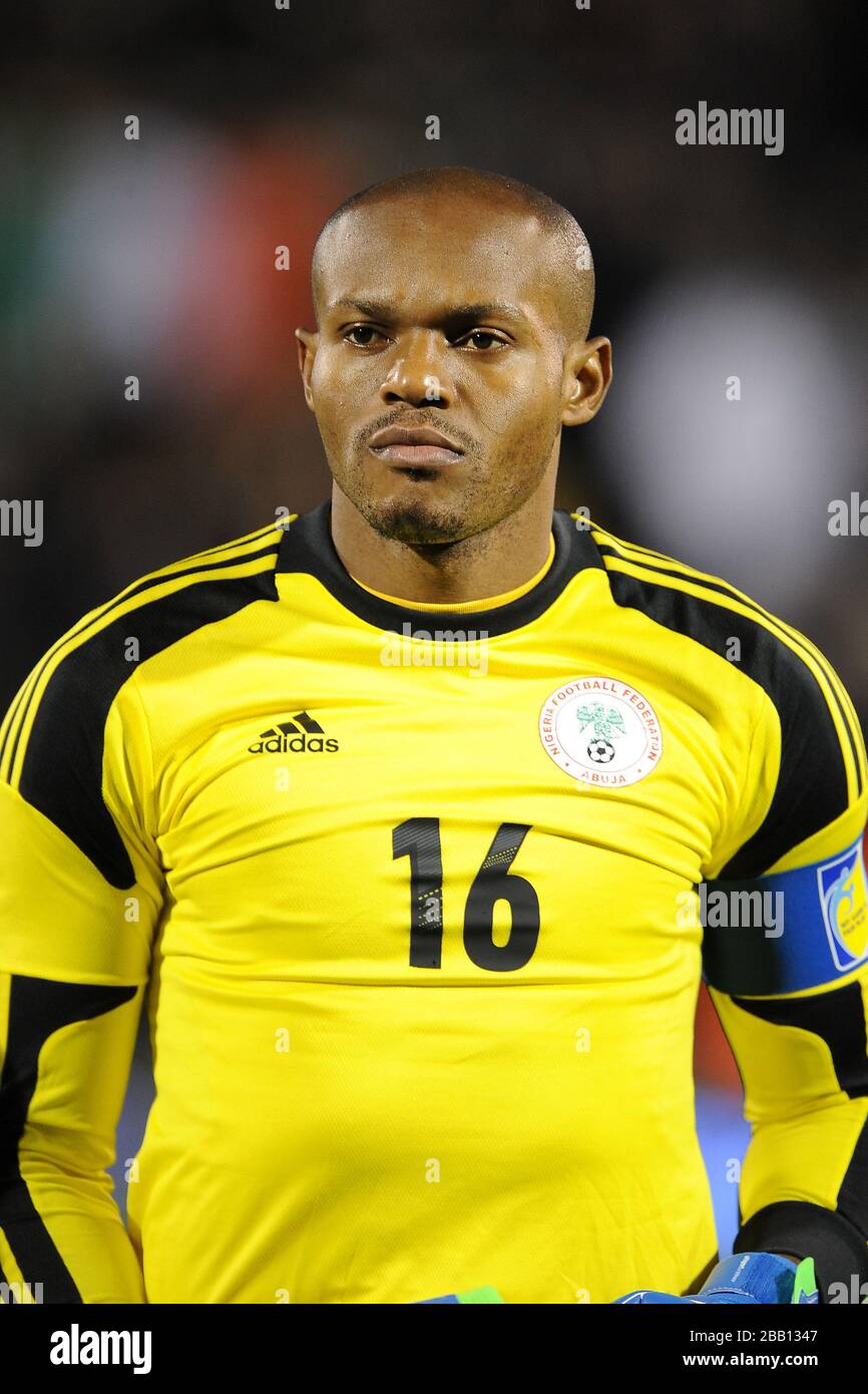 Nigeria goalkeeper Austin Ejide Stock Photo Alamy