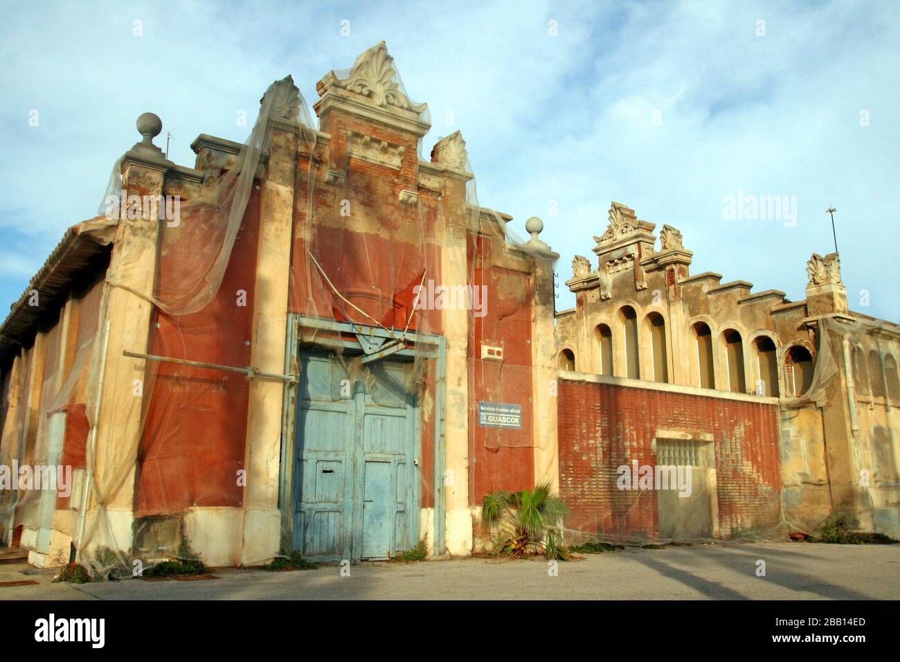 Bad warehouse hires stock photography and images Alamy