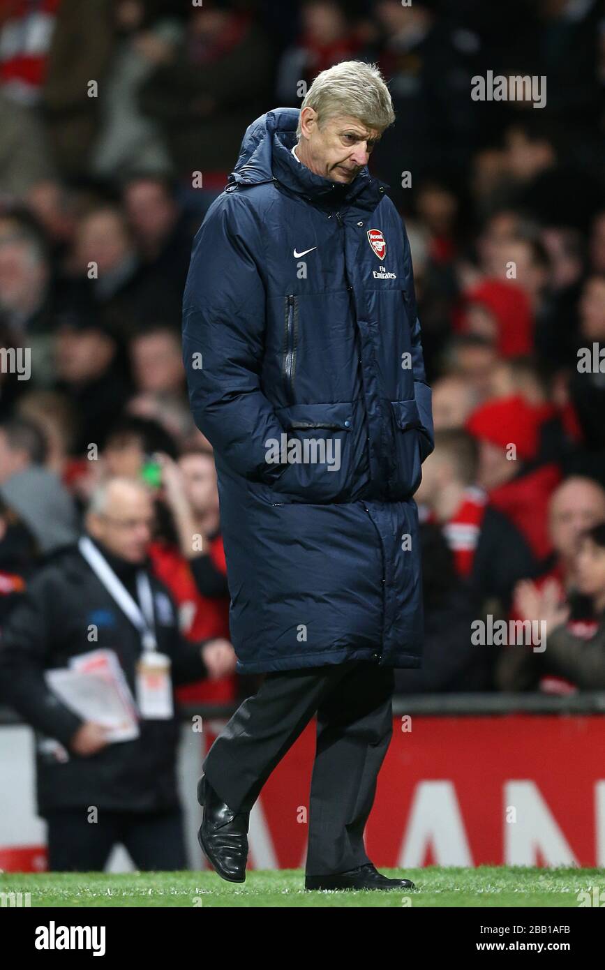 Arsene wenger coat hi-res stock photography and images - Alamy