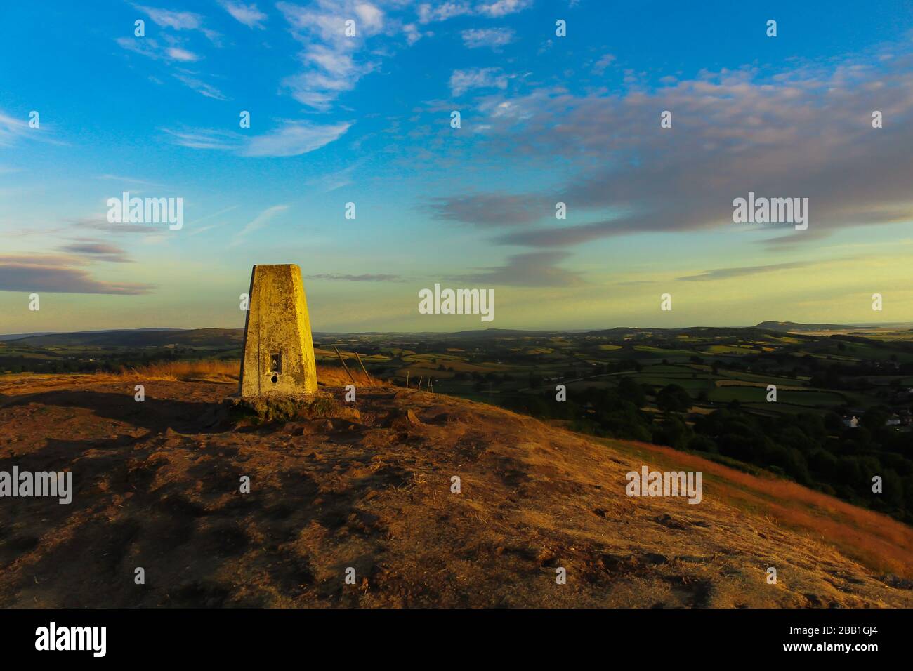 oxenholme-the-lake-district-hi-res-stock-photography-and-images-alamy