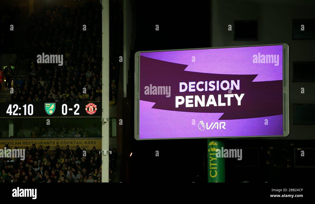 Var big screen hi-res stock photography and images - Alamy