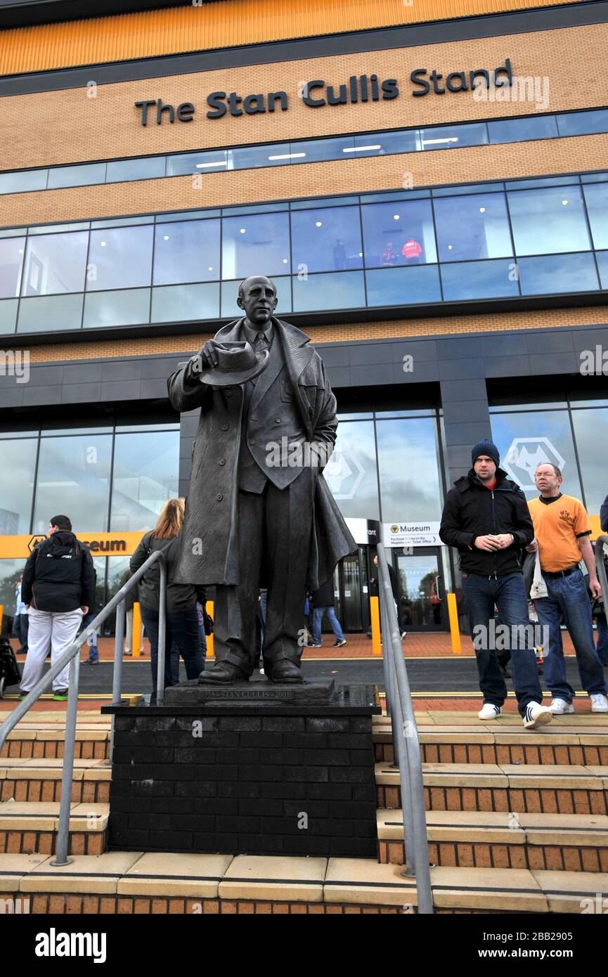 A general view of the statue of Stan Cullis outside Molineux Stadium