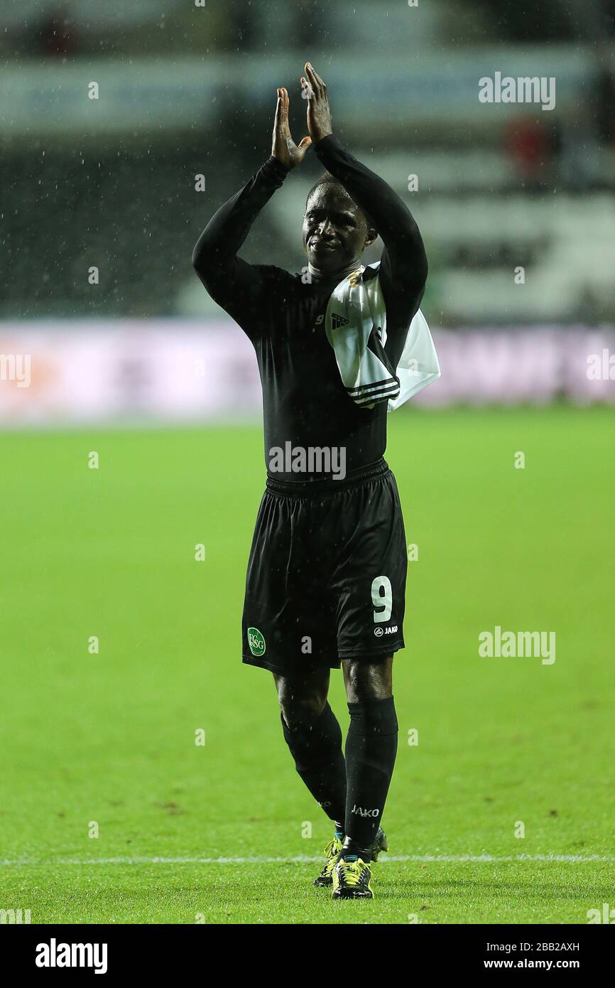 Keîta hi-res stock photography and images - Page 24 - Alamy, image size:866x1390