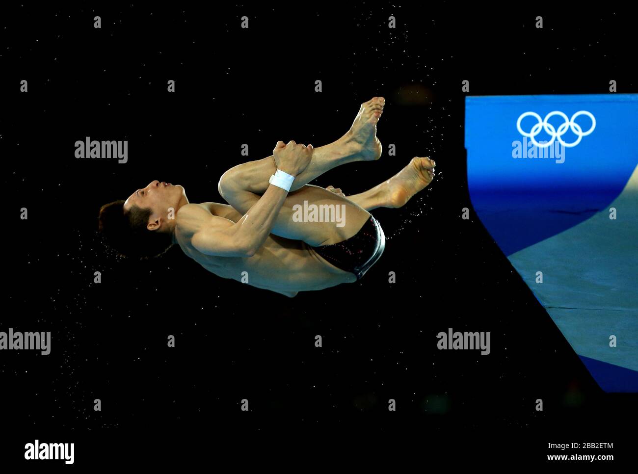 China's Yue Lin in action in the preliminary round of the men's 10m ...