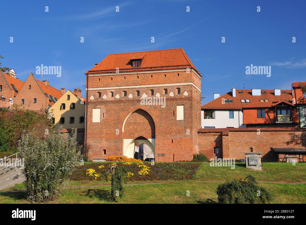 The Convent Gate. Torun, Kuyavian-Pomeranian Voivodeship, Poland Stock ...