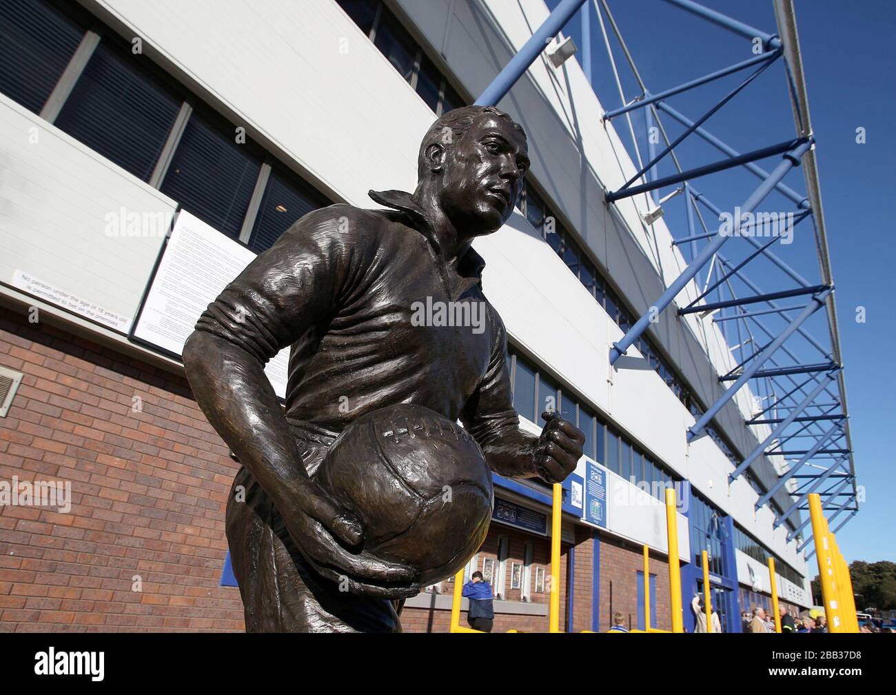 The statue of Dixie Dean outside Goodison Park Stock Photo