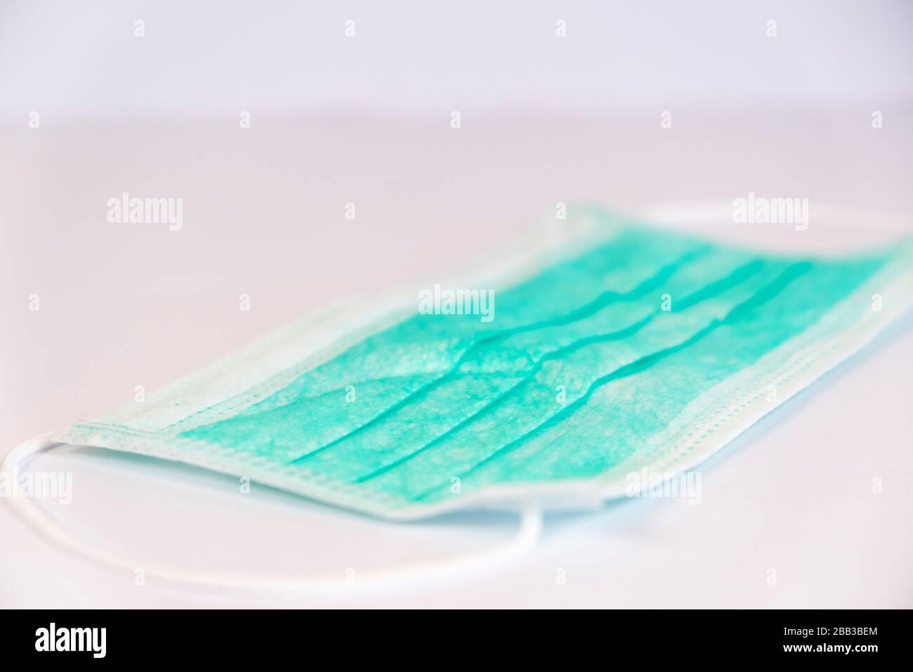 Medical mask doctor hi-res stock photography and images - Alamy