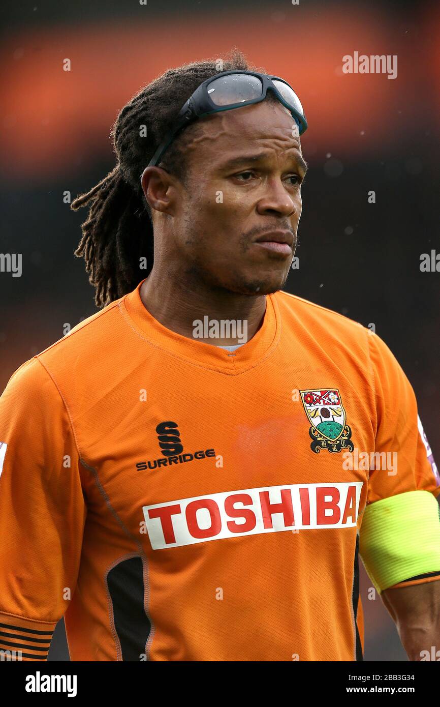 Edgar davids hi-res stock photography and images - Page 8 - Alamy