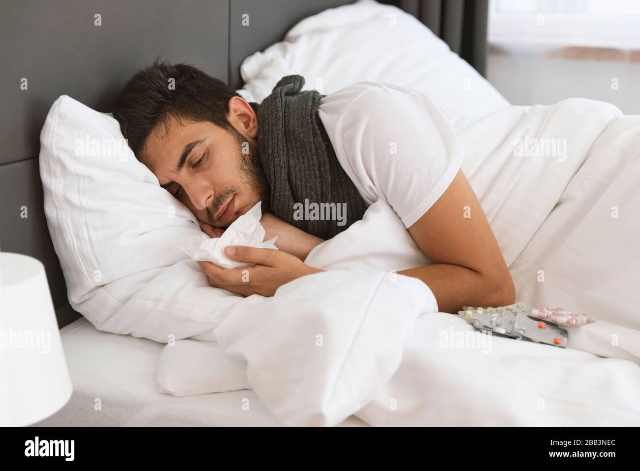 орви у детей. моя мама болеет. Is sick 2. Sick two friends. мальчик кай.