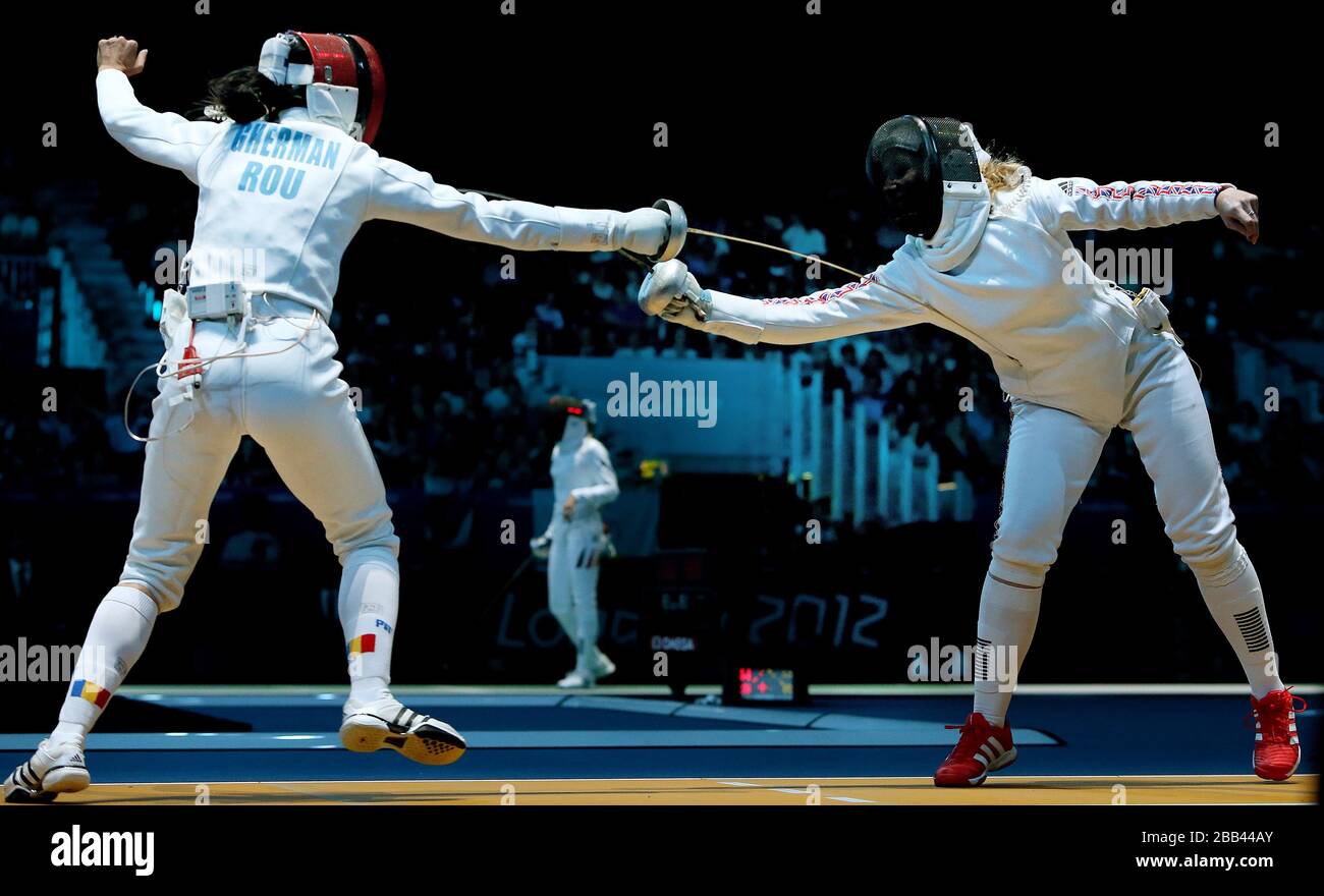 Women's individual epee hires stock photography and images Alamy