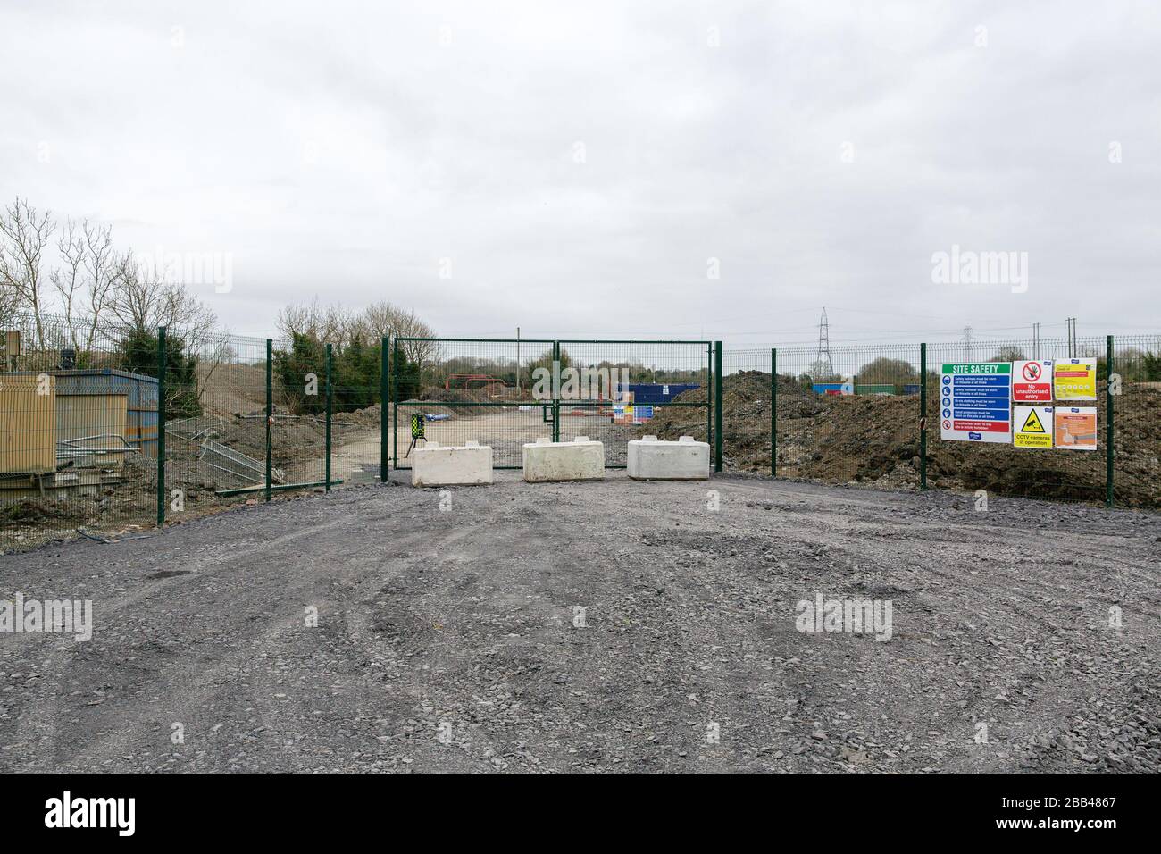 Celbridge, Kildare, Ireland. 30th May, 2020. Covid-19 - Coronovirius Pandemic lockdown in Ireland - deserted streets of Celbridge, empty constructions sites and people practicing social distancing restrictions while shopping and exercising. Credit: Michael Grubka/Alamy Live News Stock Photo