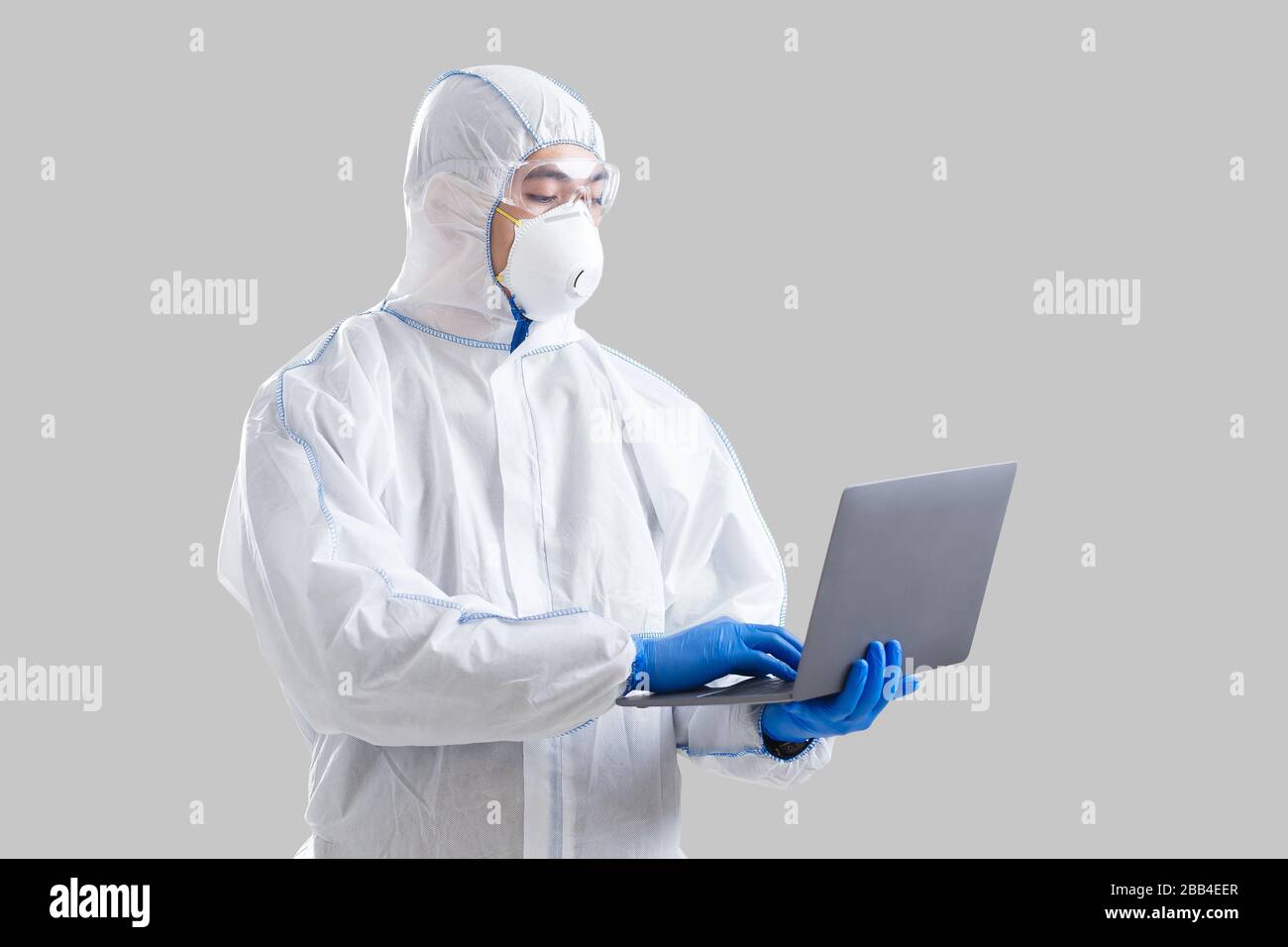 Male asian scientist hi-res stock photography and images - Alamy
