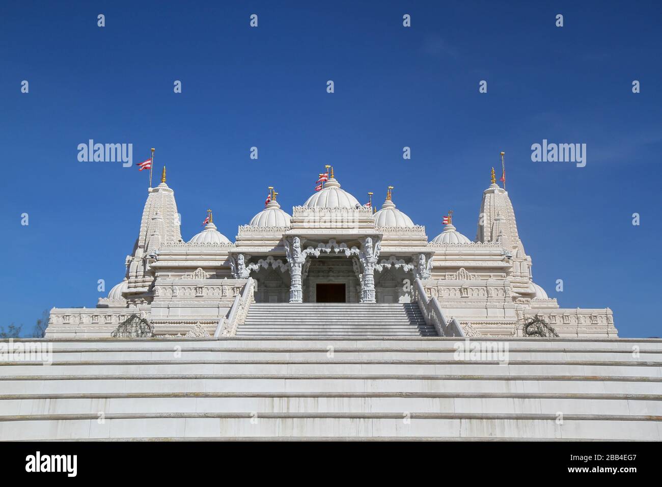 BAPS Shri Swaminarayan Mandir, a Hindu temple near Atlanta, in Lilburn, Georgia, United States Stock Photo