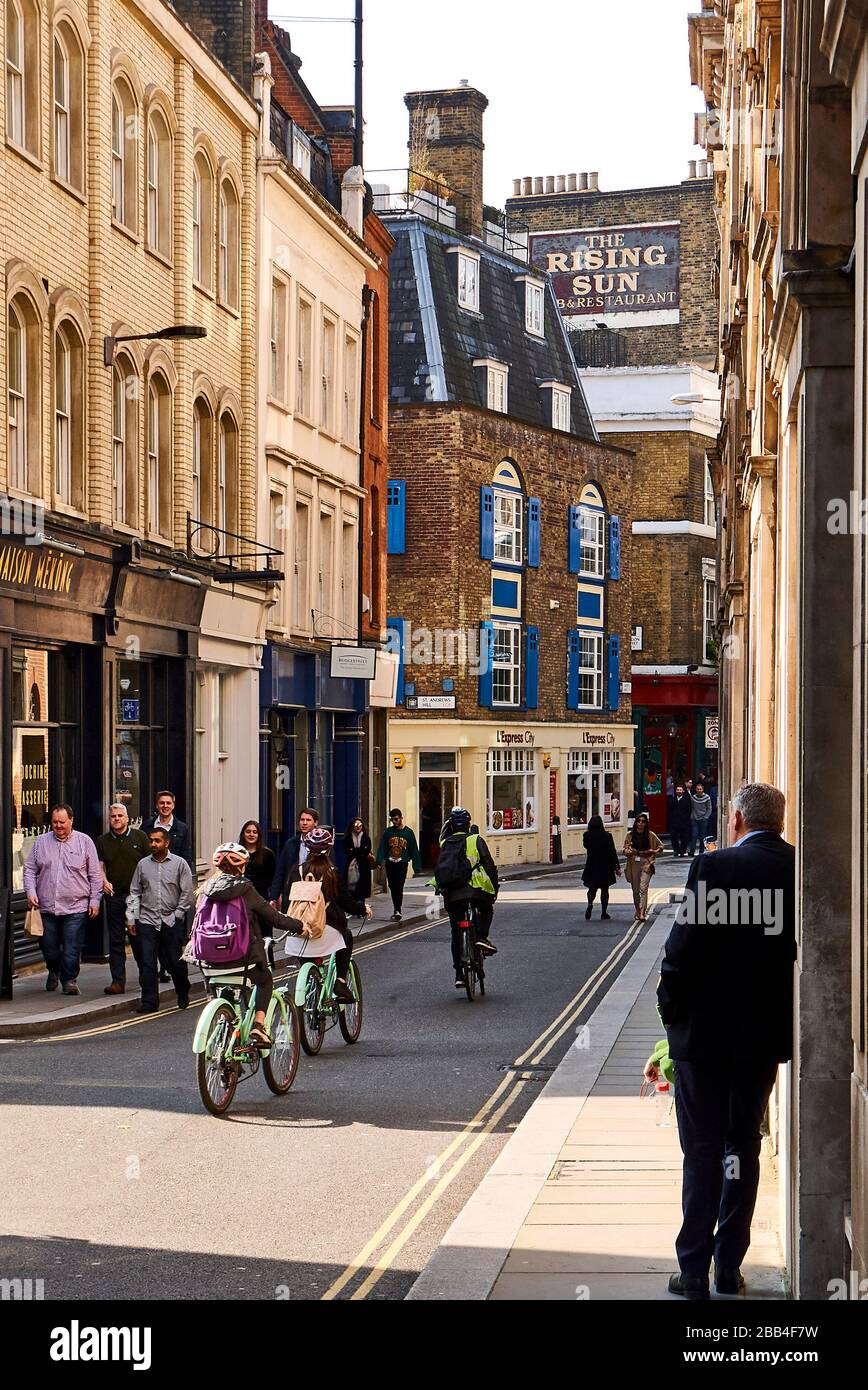 Sunny street scene in the London borough Blackfriars with the pub 'The Rising Sun'. Stock Photo