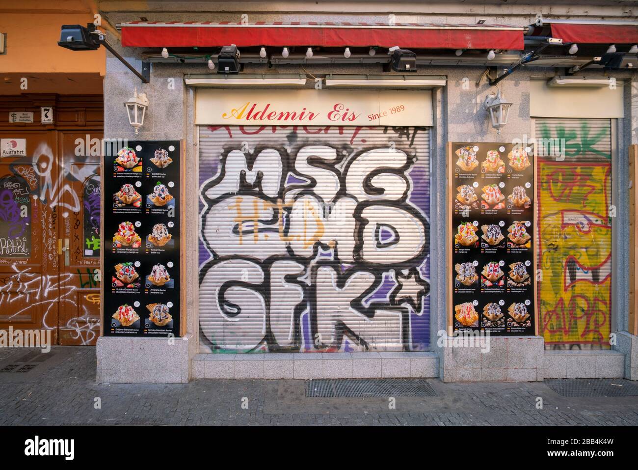 Ademir Eis geschlossen wegen Corona Pandemie, Kreuzberg, Berlin Stock Photo