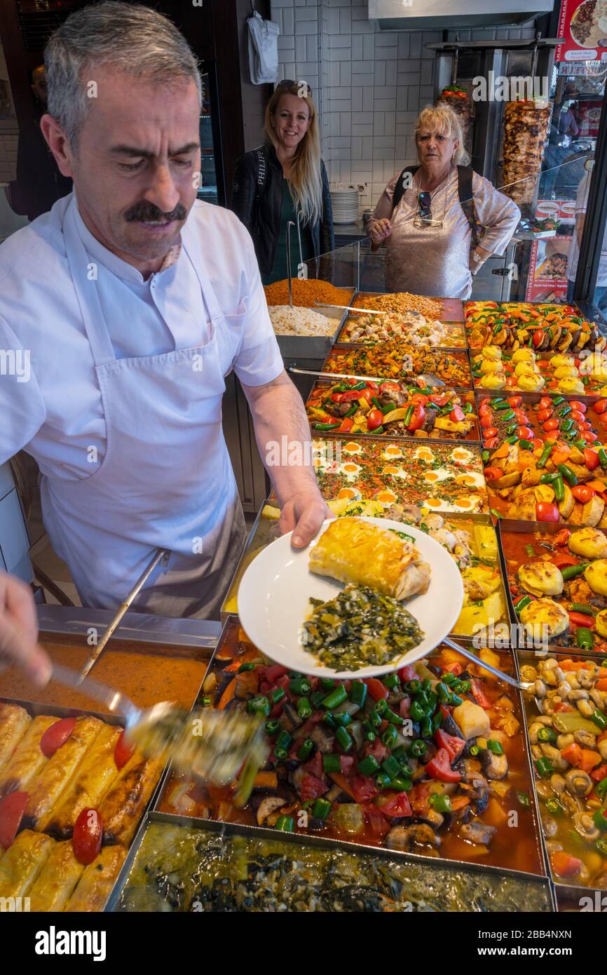 Türkei, Istanbul, Sultanahmet, Divanyolu Cad. 10A, Can Restaurant, Stock Photo