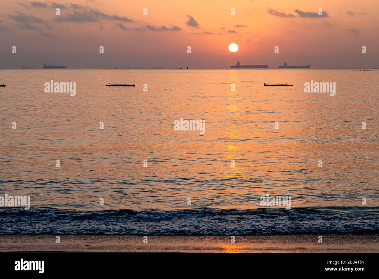 sunset sunrise on the sea Stock Photo - Alamy