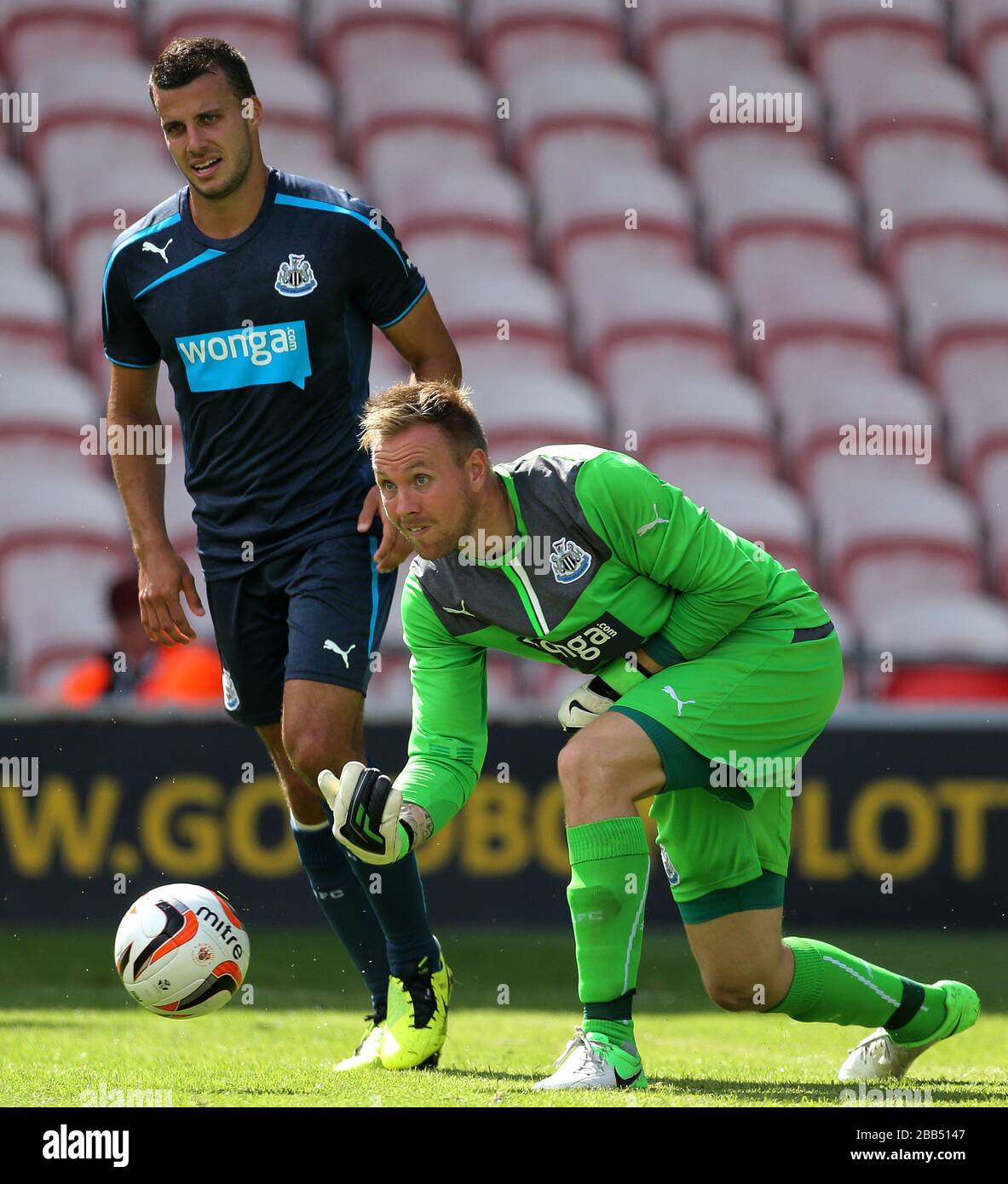 Newcastle United S Rob Elliott And Defender Steven Taylor Stock Photo Alamy